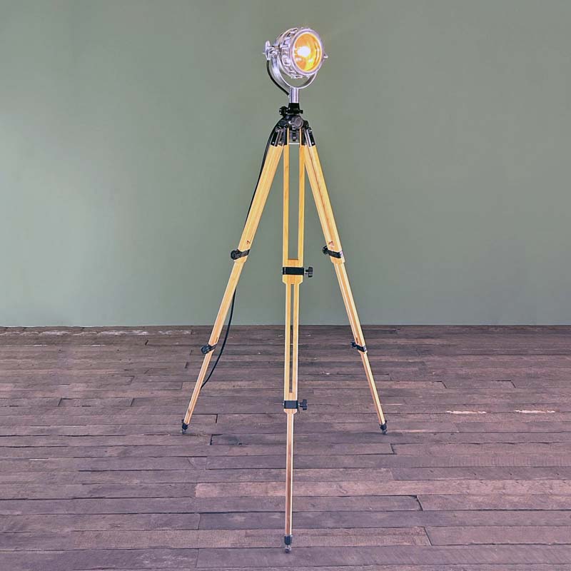 The Moneypenny industrial style floor lamp is a beautifully compact and unique vintage floor lamp. Paired with an extendable solid wood Billingham tripod to create a characterful vintage industrial tripod floor lamp