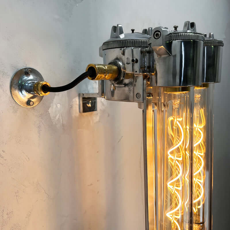 Shop our industrial strip light, wall mounted. A unique Edison wall light with flameproof glass and aluminium casing and LED tubes with worldwide delivery. 